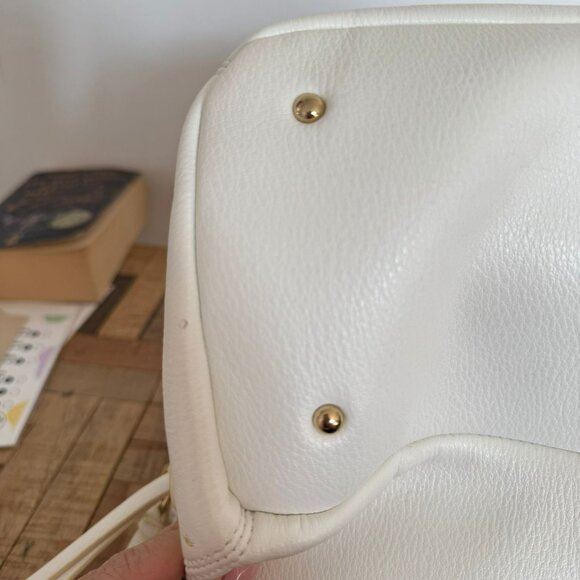 Beautiful Italian White bag - Picture 6 of 6